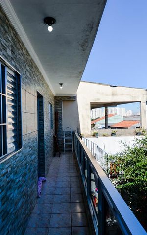 Casa à venda com 220m², 4 quartos e 2 vagasVaranda do Quarto 2