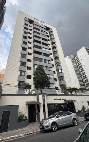 Apartamento à venda com 140m², 4 quartos e 2 vagas Apartamento à venda com 140m², 4 quartos e 2 vagasFachada e portaria