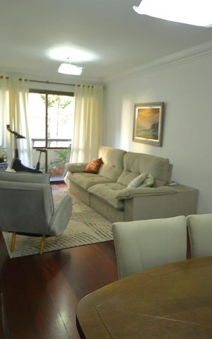 Apartamento à venda com 140m², 4 quartos e 2 vagasSala