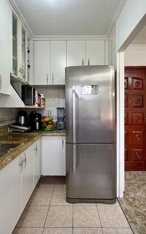 Apartamento à venda com 52m², 2 quartos e 1 vagaCozinha 