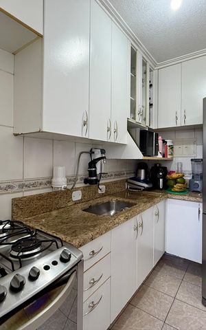 Apartamento à venda com 52m², 2 quartos e 1 vagaCozinha 