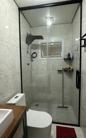 Casa à venda com 230m², 4 quartos e 2 vagas Casa à venda com 230m², 4 quartos e 2 vagasBanheiro 1