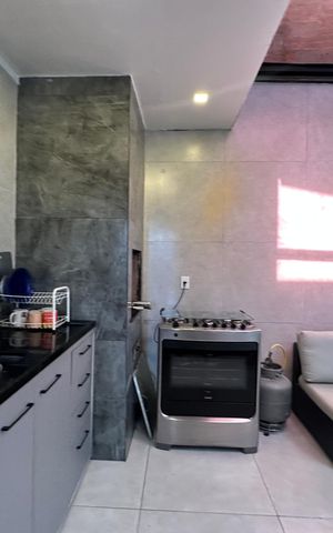 Casa à venda com 230m², 4 quartos e 2 vagas Casa à venda com 230m², 4 quartos e 2 vagasChurrasqueira