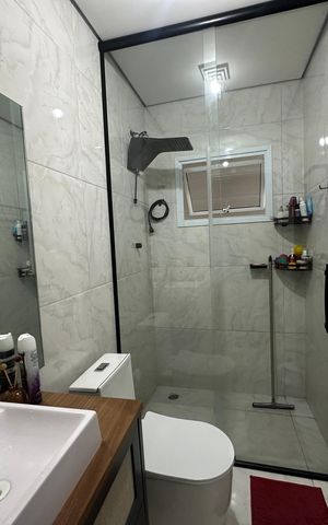 Casa à venda com 230m², 4 quartos e 2 vagas Casa à venda com 230m², 4 quartos e 2 vagasBanheiro 1