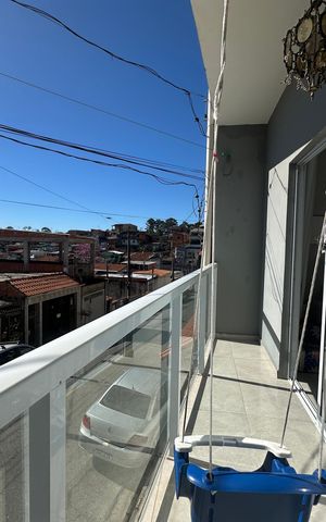 Casa à venda com 230m², 4 quartos e 2 vagas Casa à venda com 230m², 4 quartos e 2 vagasVaranda da Sala