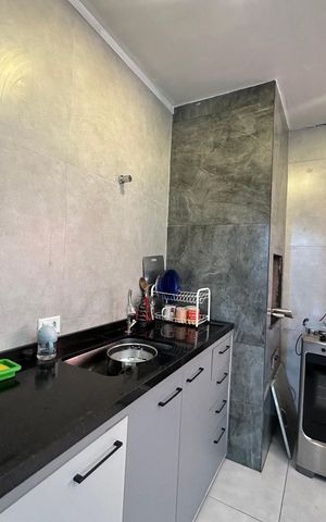 Casa à venda com 230m², 4 quartos e 2 vagas Casa à venda com 230m², 4 quartos e 2 vagasChurrasqueira