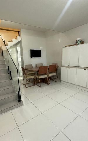 Casa à venda com 230m², 4 quartos e 2 vagas Casa à venda com 230m², 4 quartos e 2 vagasCozinha
