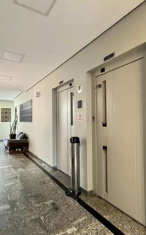 Apartamento à venda com 65m², 2 quartos e 1 vaga Apartamento à venda com 65m², 2 quartos e 1 vagaHall social