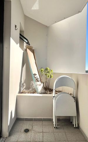Apartamento à venda com 65m², 2 quartos e 1 vaga Apartamento à venda com 65m², 2 quartos e 1 vagaVaranda