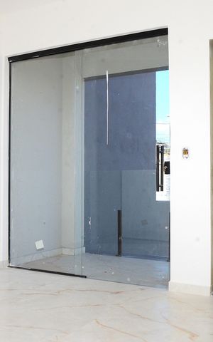 Casa à venda com 135m², 3 quartos e 2 vagasSuíte 1
