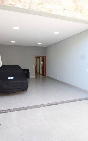 Casa à venda com 210m², 3 quartos e 4 vagasGaragem