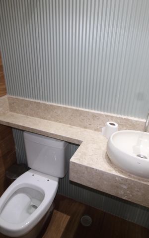 Casa à venda com 210m², 3 quartos e 4 vagasLavabo