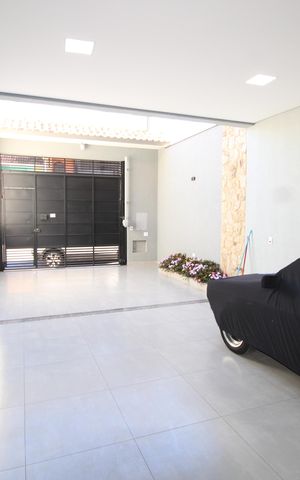 Casa à venda com 210m², 3 quartos e 4 vagasGaragem