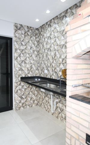 Casa à venda com 210m², 3 quartos e 4 vagasQuintal e Área de serviço