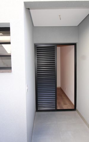 Casa à venda com 210m², 3 quartos e 4 vagasVaranda da Suíte 2