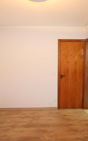 Casa à venda com 210m², 3 quartos e 4 vagasQuarto Suíte 2