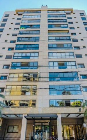 Apartamento à venda com 228m², 3 quartos e 4 vagas