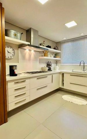 Apartamento à venda com 228m², 3 quartos e 4 vagas