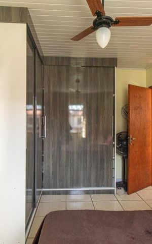 Casa para alugar com 230m², 3 quartos e 1 vaga Casa para alugar com 230m², 3 quartos e 1 vagaQUarto 1