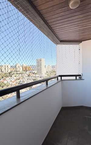Apartamento para alugar com 93m², 3 quartos e 1 vagaSacada
