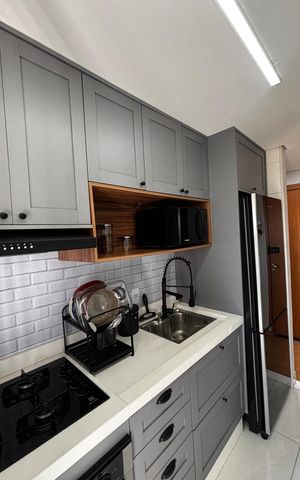 Apartamento à venda com 43m², 2 quartos e 1 vaga Apartamento à venda com 43m², 2 quartos e 1 vagaCozinha e Área de Serviço