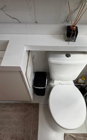 Apartamento à venda com 43m², 2 quartos e 1 vaga Apartamento à venda com 43m², 2 quartos e 1 vagaBanheiro