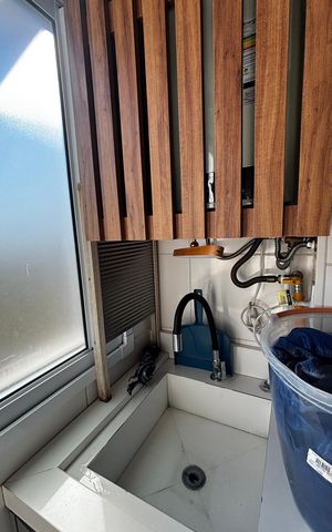 Apartamento à venda com 43m², 2 quartos e 1 vaga Apartamento à venda com 43m², 2 quartos e 1 vagaCozinha e Área de Serviço