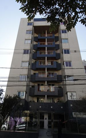 Apartamento à venda com 75m², 2 quartos e 1 vagaFachada