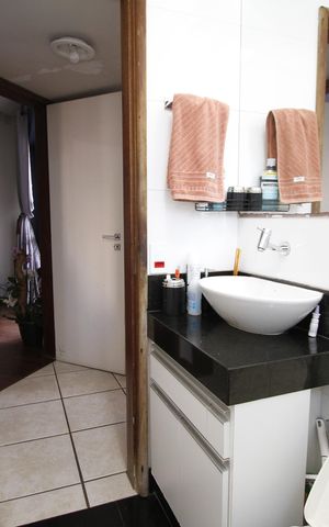 Apartamento à venda com 75m², 2 quartos e 1 vagaBanheiro Social