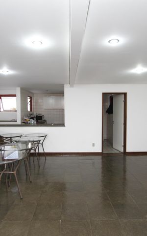 Apartamento à venda com 75m², 2 quartos e 1 vagaÁrea comum - Salão de festas
