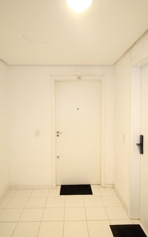 Apartamento à venda com 84m², 3 quartos e sem vagaCorredor