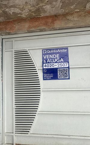 Casa à venda com 190m², 3 quartos e 1 vaga Casa à venda com 190m², 3 quartos e 1 vagaFachada