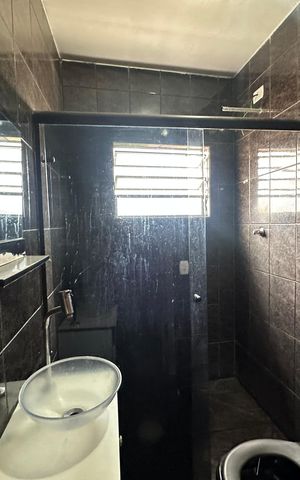 Casa à venda com 190m², 3 quartos e 1 vaga Casa à venda com 190m², 3 quartos e 1 vagaBanheiro 1