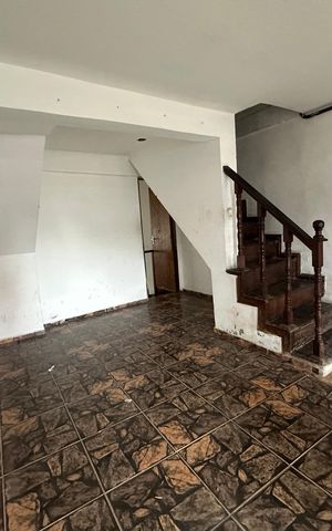Casa à venda com 190m², 3 quartos e 1 vaga Casa à venda com 190m², 3 quartos e 1 vagaGaragem