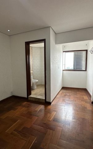 Casa à venda com 190m², 3 quartos e 1 vaga Casa à venda com 190m², 3 quartos e 1 vagaSuíte