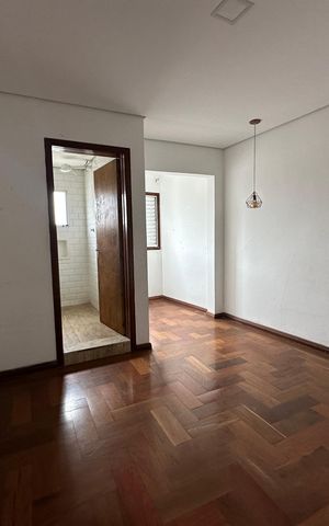 Casa à venda com 190m², 3 quartos e 1 vaga Casa à venda com 190m², 3 quartos e 1 vagaSuíte
