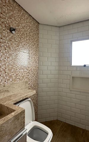 Casa à venda com 190m², 3 quartos e 1 vaga Casa à venda com 190m², 3 quartos e 1 vagaBanheiro da Suíte