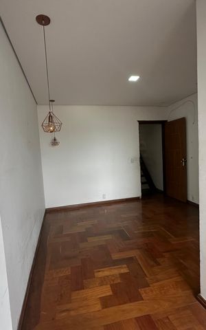 Casa à venda com 190m², 3 quartos e 1 vaga Casa à venda com 190m², 3 quartos e 1 vagaSuíte