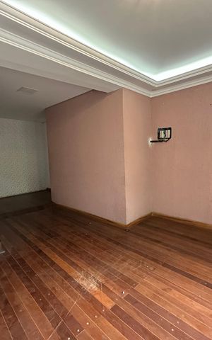 Casa à venda com 190m², 3 quartos e 1 vaga Casa à venda com 190m², 3 quartos e 1 vagaSala