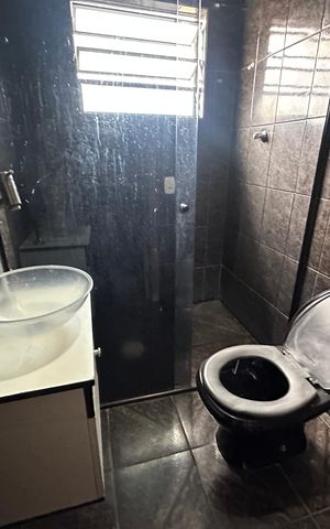 Casa à venda com 190m², 3 quartos e 1 vaga Casa à venda com 190m², 3 quartos e 1 vagaBanheiro 1