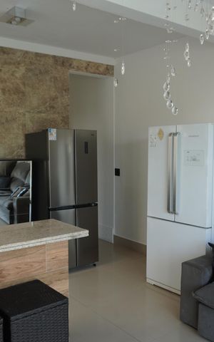 Casa de condomínio à venda com 280m², 4 quartos e 3 vagasPiscina