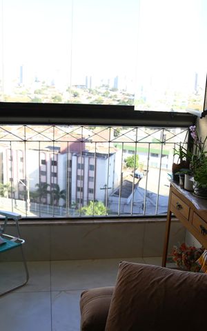 Apartamento à venda com 70m², 2 quartos e 1 vagaVaranda