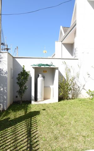 Casa para alugar com 120m², 3 quartos e 1 vagaÁrea externa
