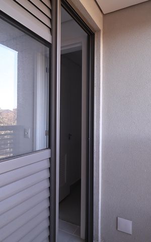 Apartamento à venda com 133m², 3 quartos e 2 vagas Apartamento à venda com 133m², 3 quartos e 2 vagasSacada técnica