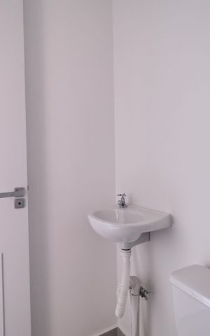 Apartamento à venda com 133m², 3 quartos e 2 vagas Apartamento à venda com 133m², 3 quartos e 2 vagasBanheiro de serviço