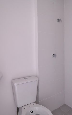 Apartamento à venda com 133m², 3 quartos e 2 vagas Apartamento à venda com 133m², 3 quartos e 2 vagasBanheiro de serviço
