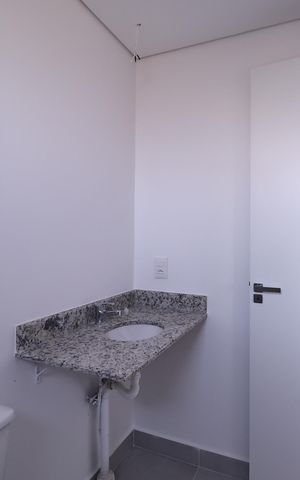 Apartamento à venda com 133m², 3 quartos e 2 vagas Apartamento à venda com 133m², 3 quartos e 2 vagasBanheiro suíte 3