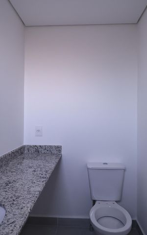 Apartamento à venda com 133m², 3 quartos e 2 vagas Apartamento à venda com 133m², 3 quartos e 2 vagasBanheiro da suíte 2