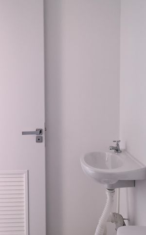 Apartamento à venda com 133m², 3 quartos e 2 vagas Apartamento à venda com 133m², 3 quartos e 2 vagasBanheiro de serviço