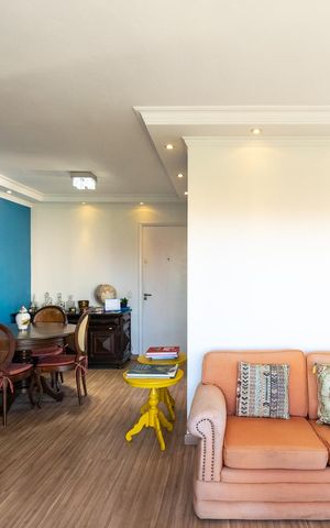 Apartamento à venda com 81m², 2 quartos e 2 vagas Apartamento à venda com 81m², 2 quartos e 2 vagasSala